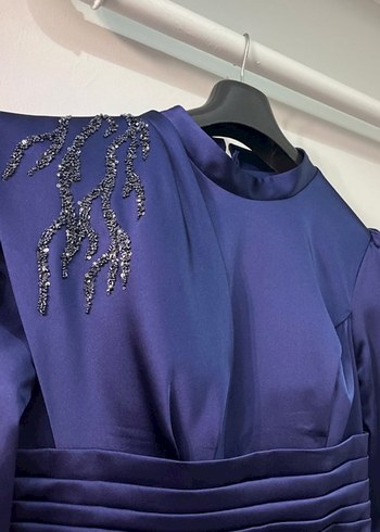 Lacivert Uzun Kollu İşlemeli Abiye Elbise - Görsel 2