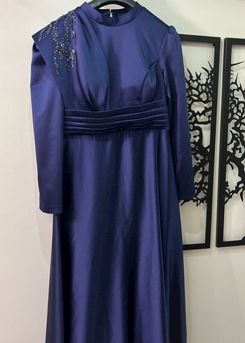Lacivert Uzun Kollu İşlemeli Abiye Elbise - Görsel 4