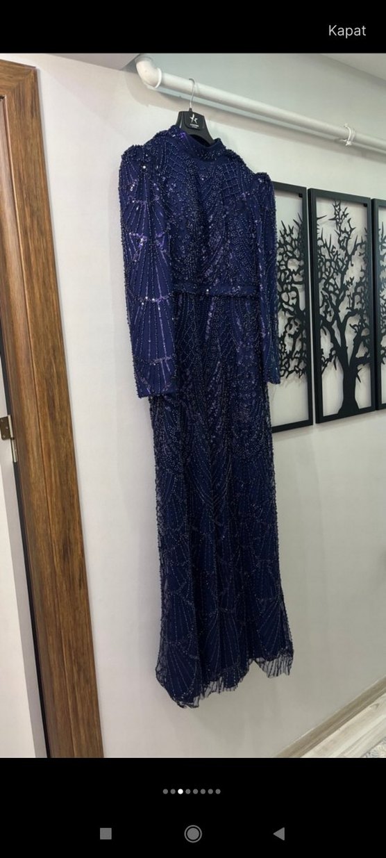 Boncuk İşlemeli Uzun lacivert Kadın Abiye Elbise - Görsel 3