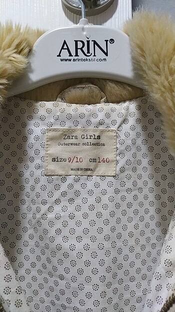 10 Yaş Beden camel Renk Zara kız yelek