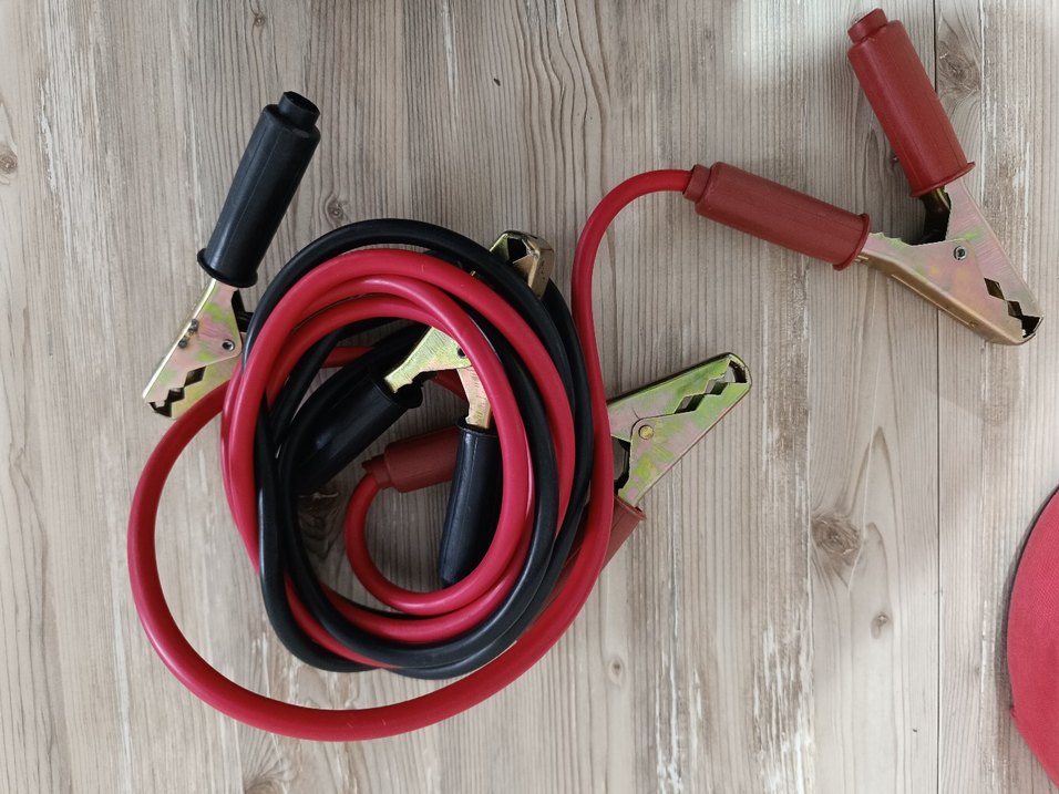 2,5 Metre 600 Amp Kırmızı Akü Takviye Kablosu - Görsel 3