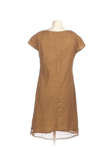 m Beden PreLoved Kısa Elbise %70 İndirimli.