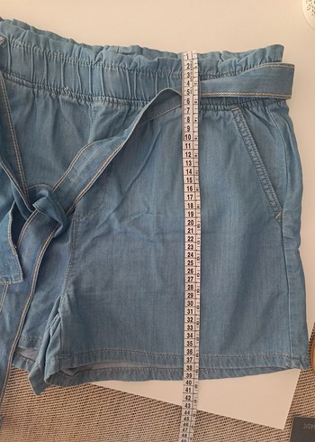 30 Beden Lc Waikiki Kadın Mavi Kemerli Mini Kot Şort