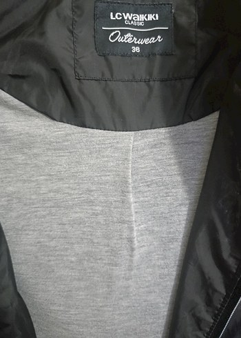 Siyah Fermuarlı Yağmurluk - Görsel 3