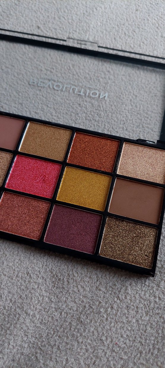 Revolution Göz Farı Paleti - Görsel 4