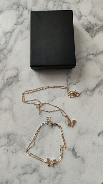 Altın rengi  kelebek kolye bileklik seti - Görsel 5