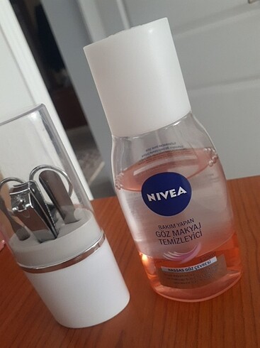  Beden Nivea göz makyaj temizleme suyu 