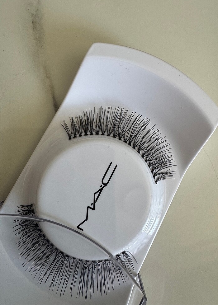 MAC KİRPİK - Görsel 2