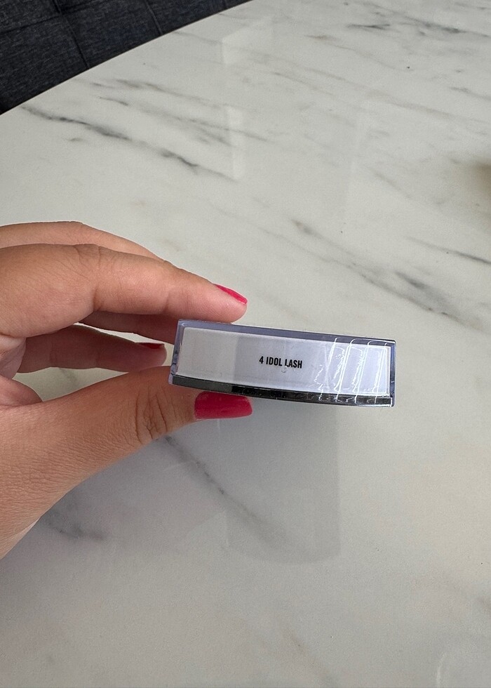 MAC KİRPİK - Görsel 4