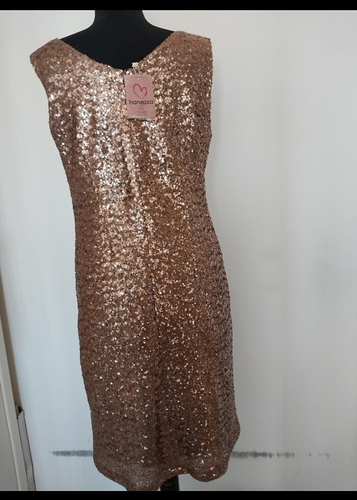 Paletli gece elbisesi - Görsel 3