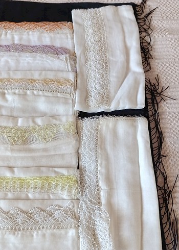 Dantel Detaylı Beyaz Kadın Fular - Görsel 3