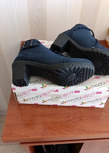 Lacivert Bağcıklı Kadın Blok Topuk Bot - Görsel 3