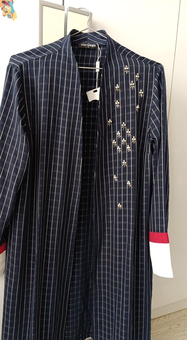 Uzun Kollu Nakışlı Mavi Kadın Elbisesi - Görsel 2