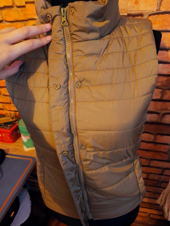 Bej Kısa Fermuarlı Kadın Yelek - Görsel 2