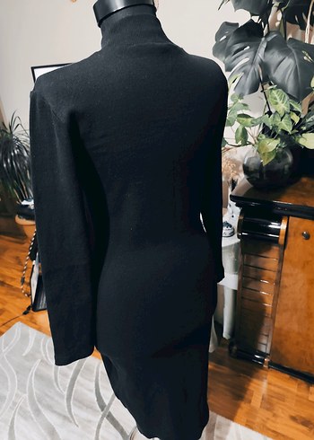 Siyah Yüksek Yakalı Kadın Kalem Elbise - Görsel 5