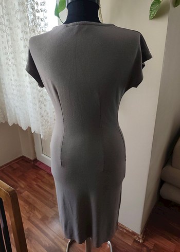 Gri V Yaka Kolsuz Midi Kalem Elbise - Görsel 8