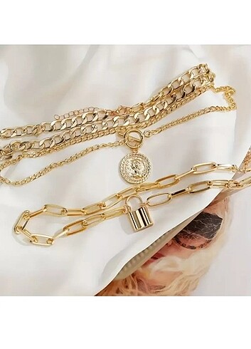 Diğer Gold renk kolye