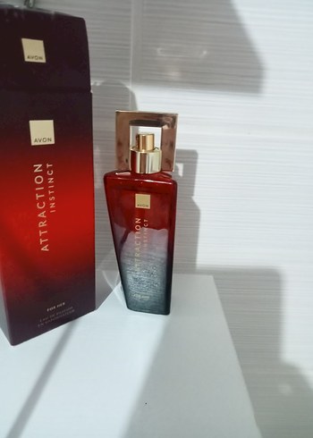Avon Attraction Instinct Kadın Parfümü 50 ml