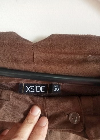 Kadın Kahverengi Süet Pilili Mini Şort - Görsel 4