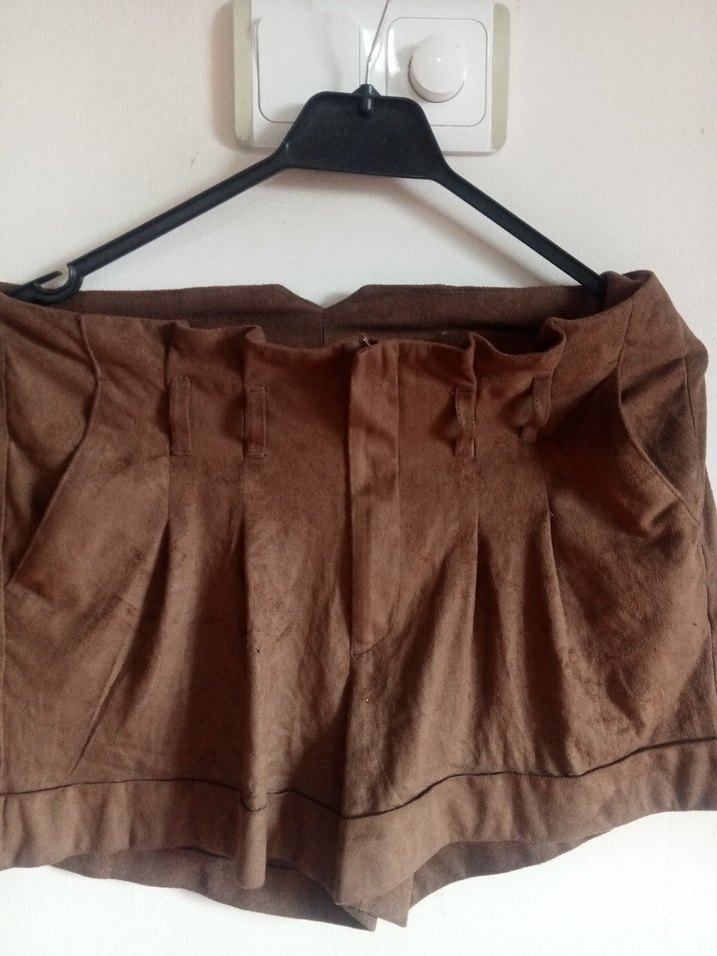 Kadın Kahverengi Süet Pilili Mini Şort - Görsel 5