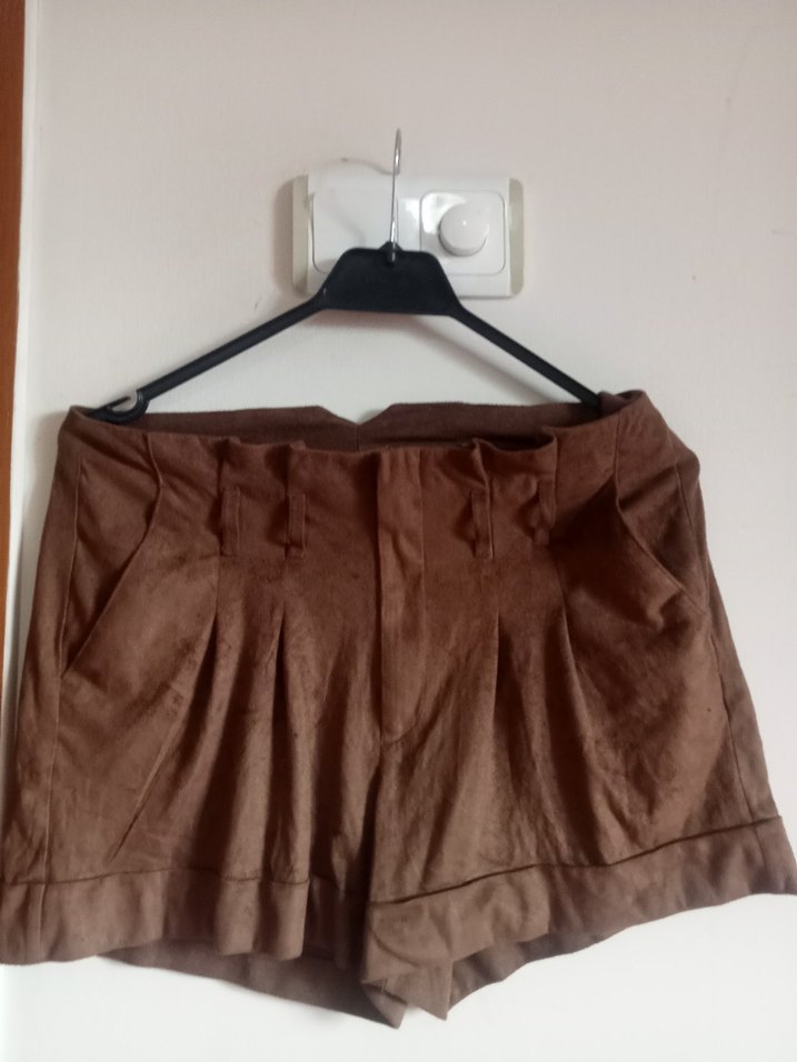 Kadın Kahverengi Süet Pilili Mini Şort - Görsel 2