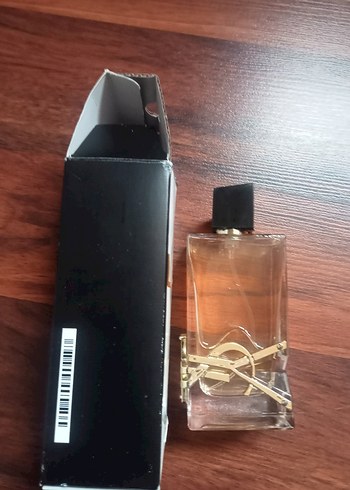 Yves Saint Laurent Libre Kadın Parfümü - Görsel 8