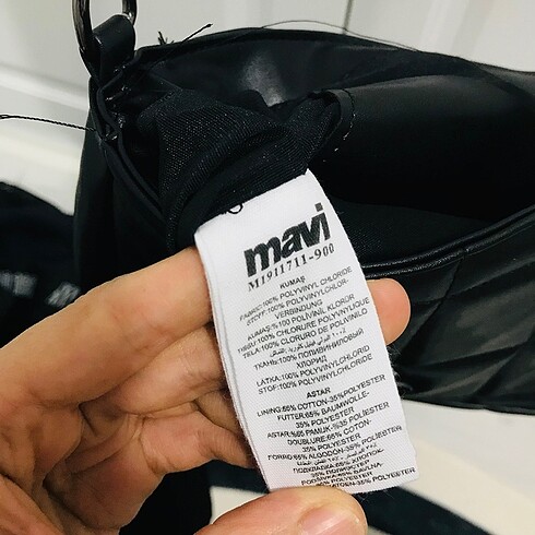 Beden Mavi jeans siyah kol çantası