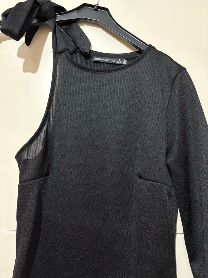 Uzun Kollu, Halter Yaka Siyah Bluz - Görsel 2