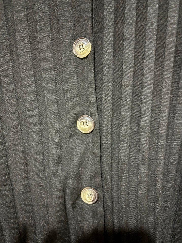 Düğmeli Uzun Siyah Kadın Elbise - Görsel 5