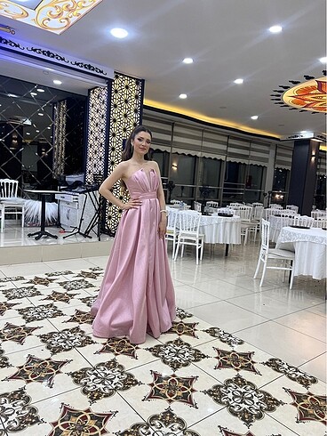 Diğer Gece elbisesi