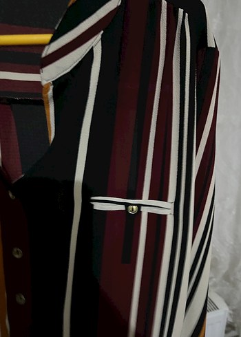 Düğmeli Çizgili Kadın Gömlek - Görsel 3