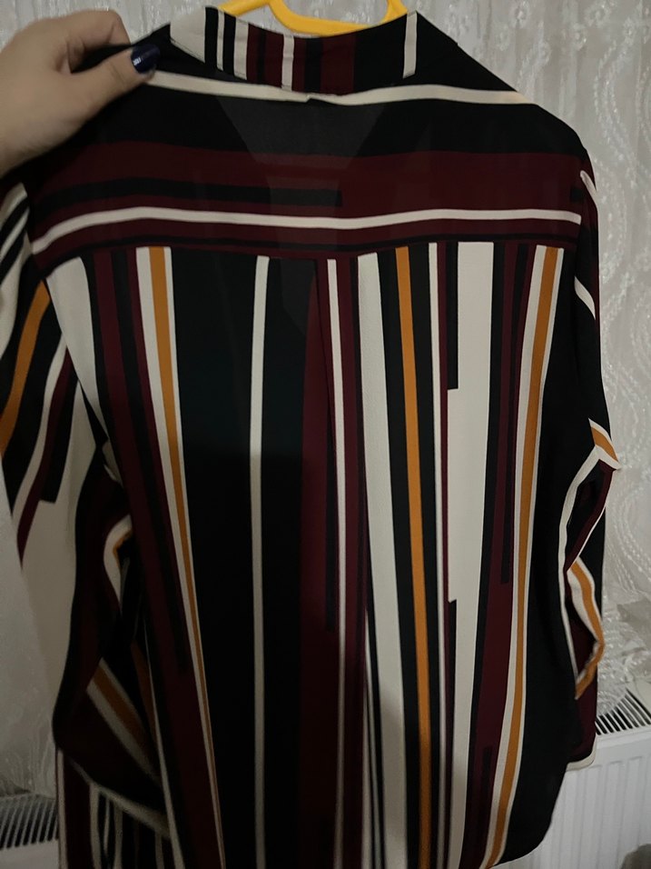 Düğmeli Çizgili Kadın Gömlek - Görsel 4