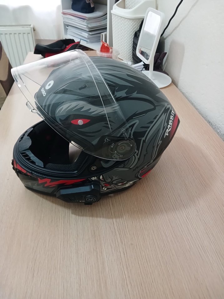 Siyah Desenli Motosiklet Kaskı - Görsel 3