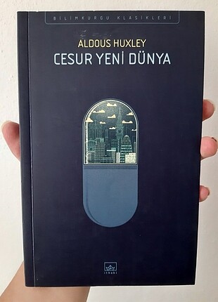 Cesur Yeni Dünya / Aldoux Huxley / İthaki Yayınları