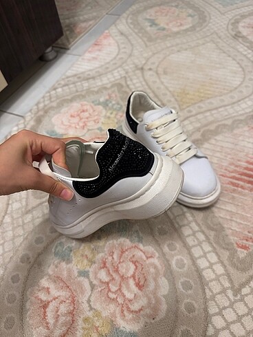 39 Beden Alexander Mcqueen