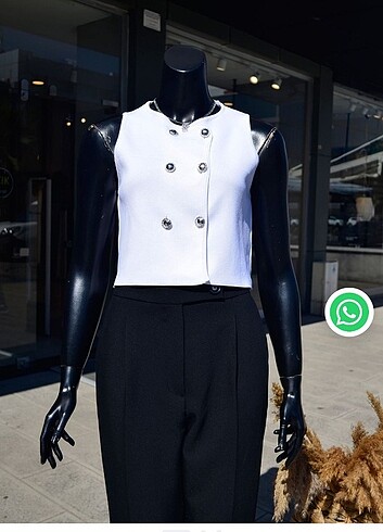 Beyaz triko yelek - Görsel 2