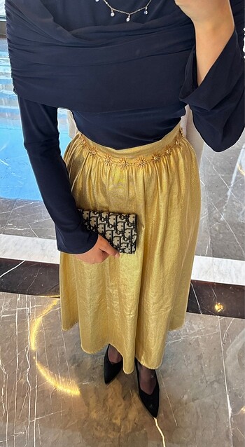 Zara Gold etek