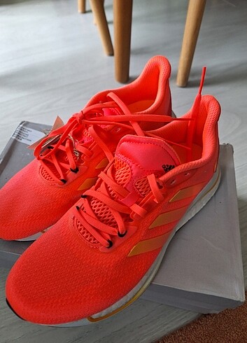 38 Beden Adidas Kadın spor ayakkabı
