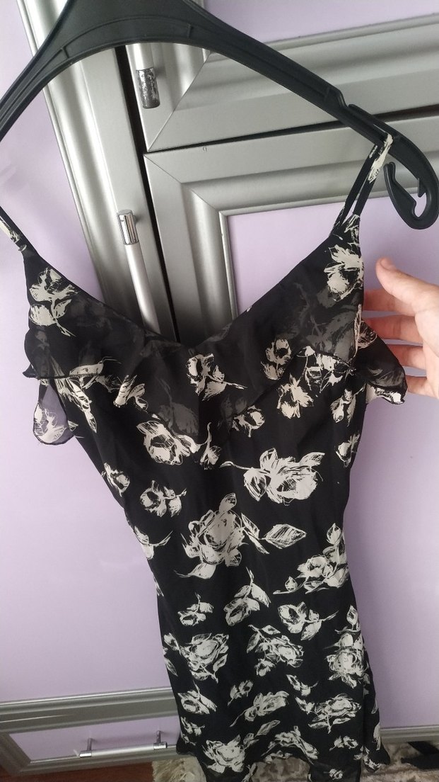 Siyah V Yaka Çiçekli Midi Elbise - Görsel 2