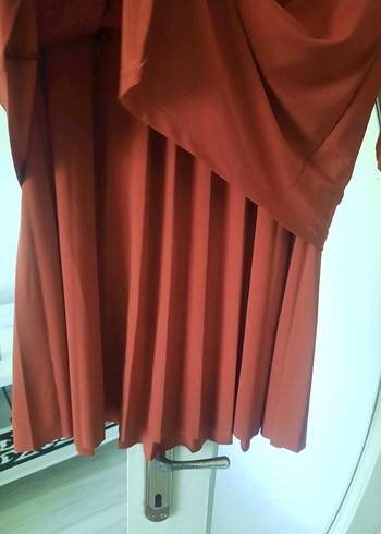 Drapeli Kırmızı Uzun Kadın etek takım - Görsel 4