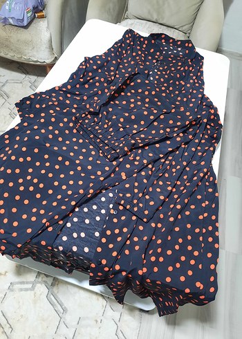 Turuncu Puantiyeli Uzun Kollu Rahat Takımı - Görsel 6