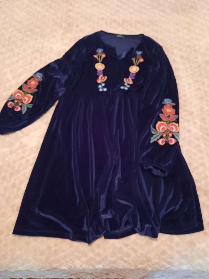 Uzun Mavi Nakışlı Bohem Kadın Elbise - Görsel 2