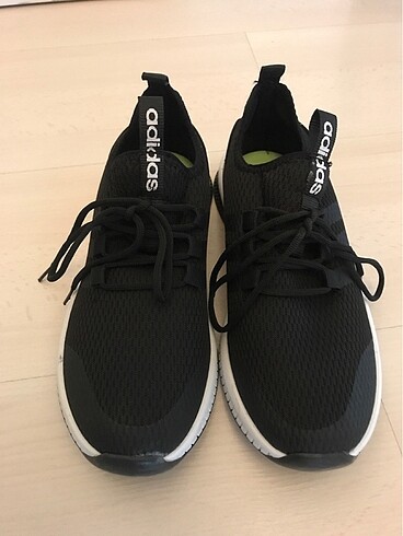 2 kere giyildi ADIDAS KADIN
