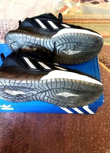 40 Beden siyah Renk Adidas jel taban spor ayakkabı 40 no