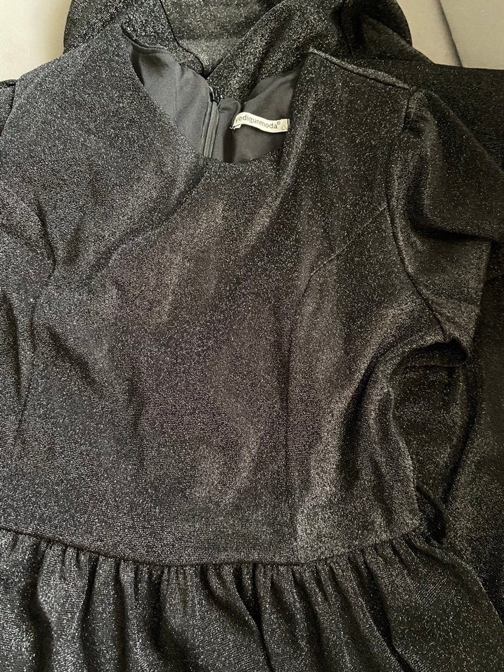 Parlak uzun elbise belden oturtmalı temiz sorunsuz yeni sayılır - Görsel 3