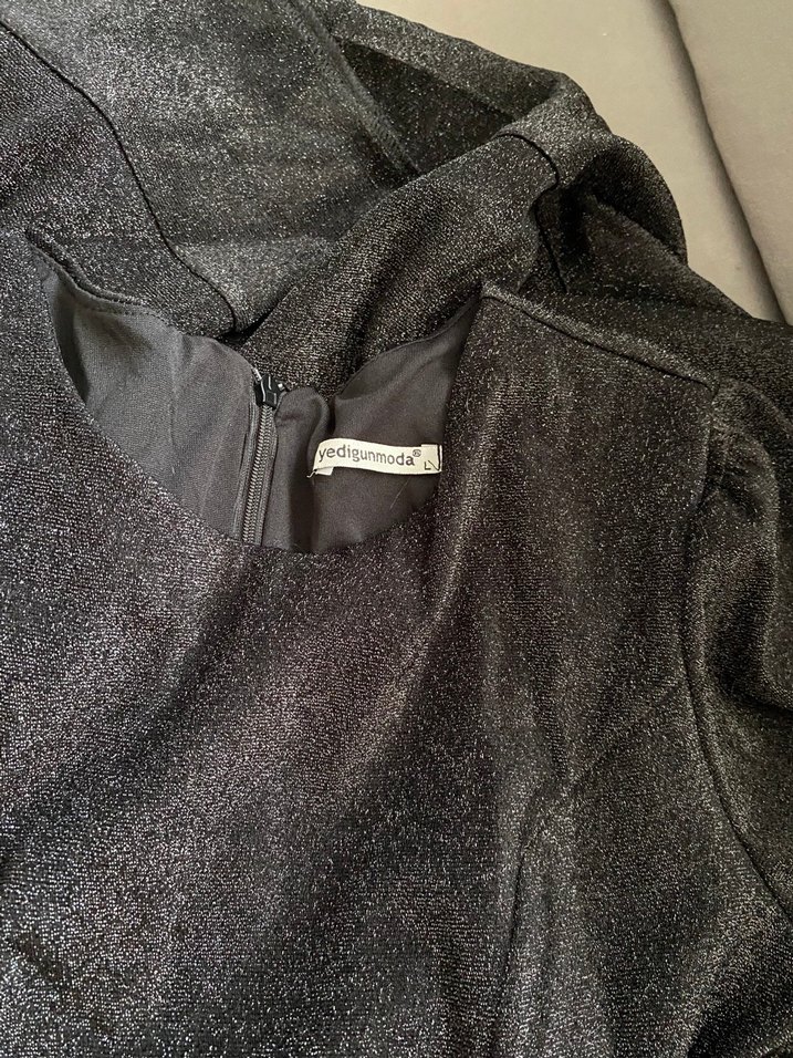 Parlak uzun elbise belden oturtmalı temiz sorunsuz yeni sayılır - Görsel 2