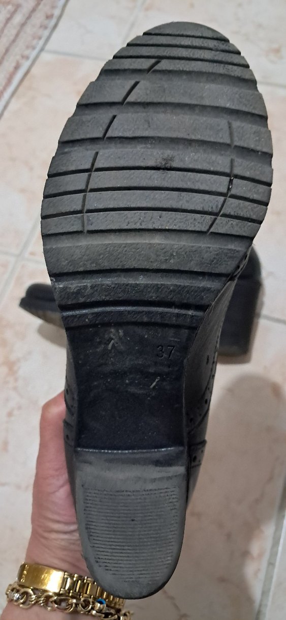 Kadın Siyah Klasik Stiletto Topuklu Ayakkabı - Görsel 3