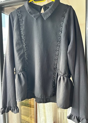 38 Beden Siyah Gotik Nakışlı Uzun Kollu Bluz