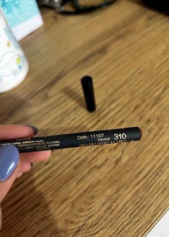 Bordo Dudak Kalemi - Görsel 3