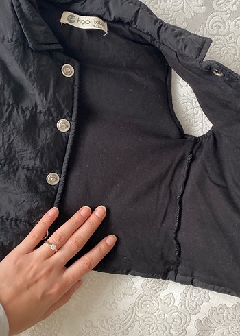 Erkek bebek Siyah Kolsuz Düğmeli Keten Yelek - Görsel 3